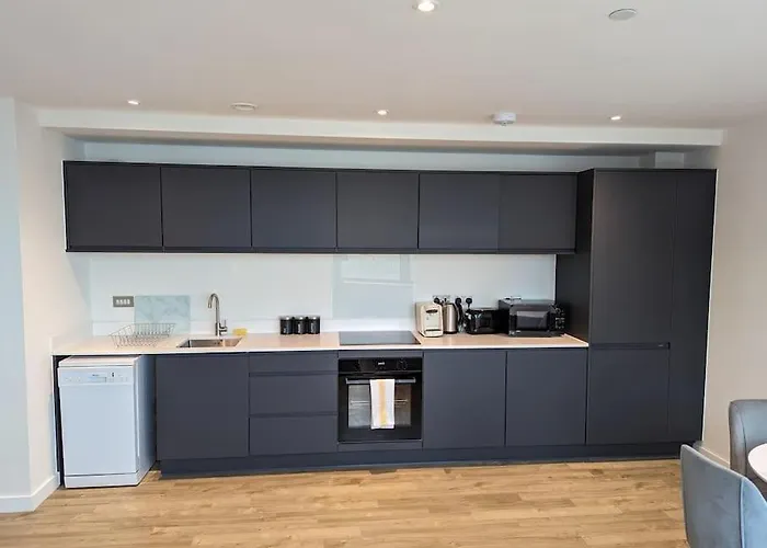 Lovely 1 Bed Apartment - Old Trafford