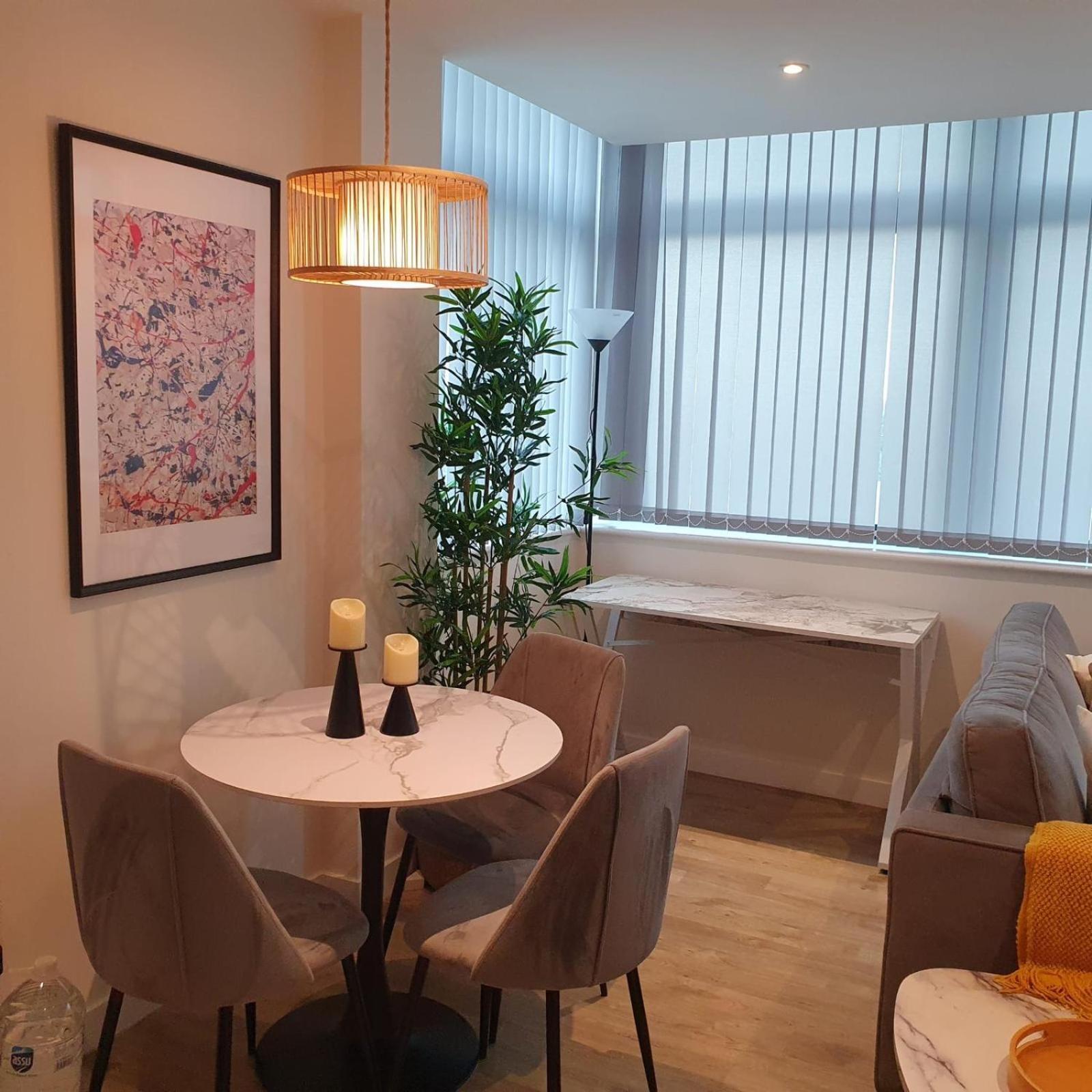 Lovely 1 Bed - Old Trafford Apartment